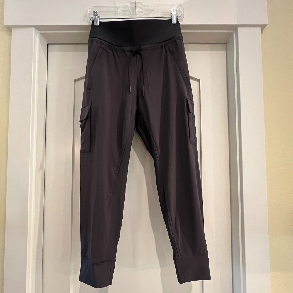 Athleta Joggers Size 8